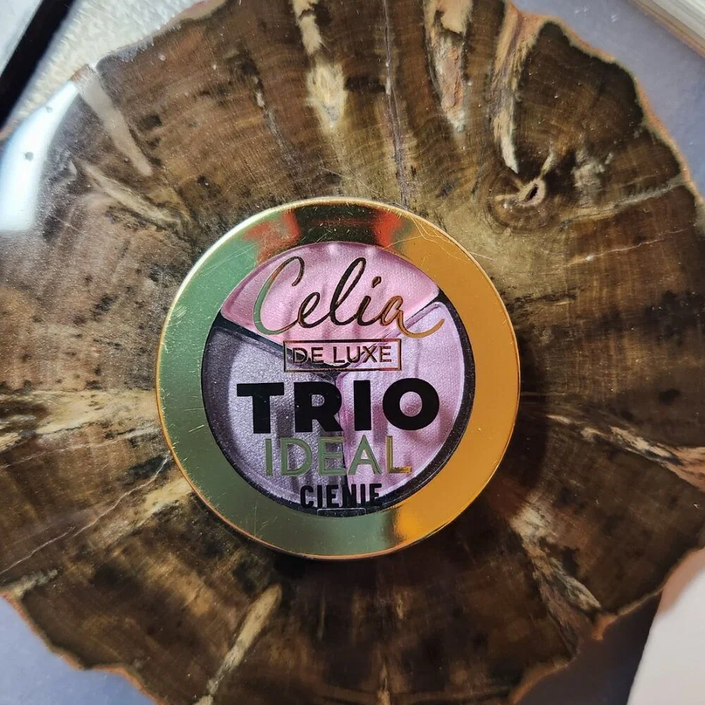 💟💄 CELIA De Luxe Trio Ideal Eyeshadow #301 4g Lavender Pink Purple